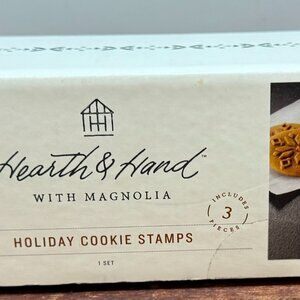 Heart & Hand with Magnolia Holiday Cookie Stamps